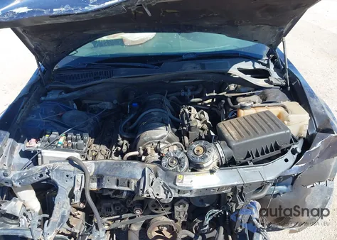 2006 Chrysler 300C из США, поврежденный, VIN 2C3KA63H16H494128